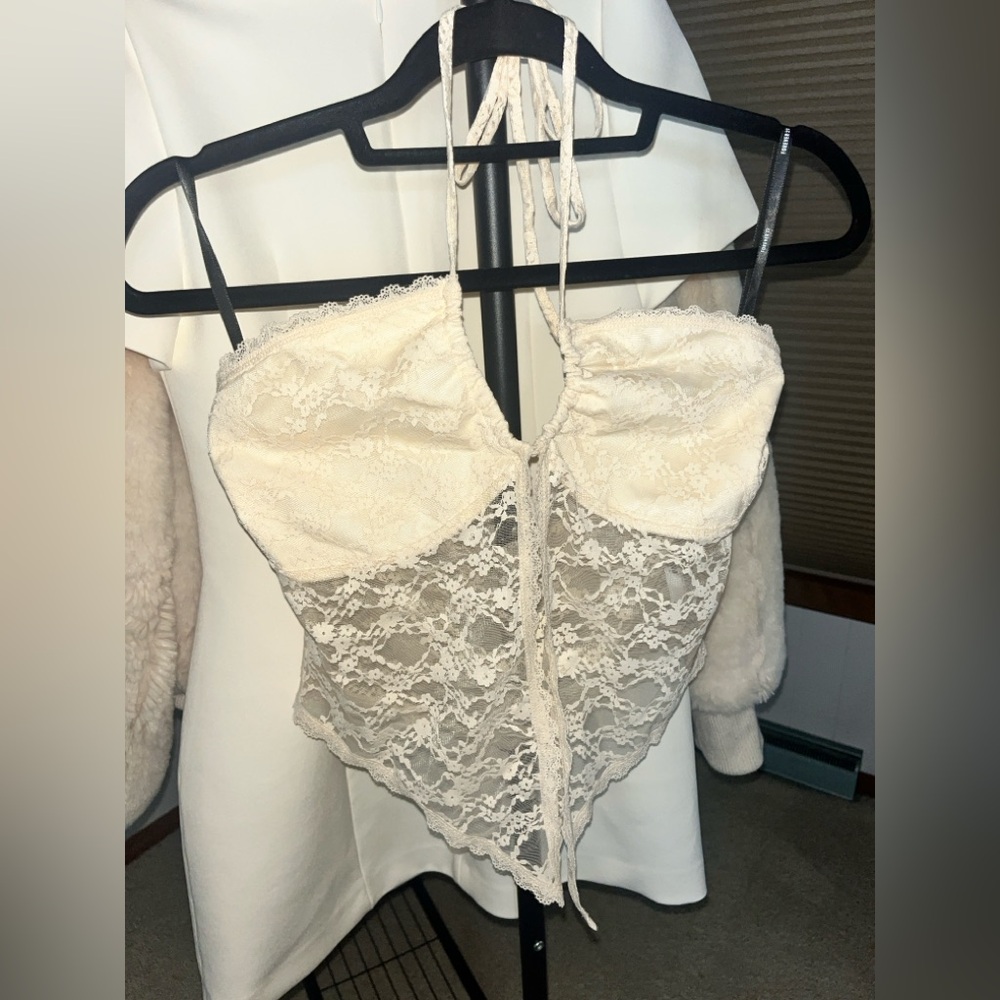 NWT-Forever 21 Cream Lace halter top